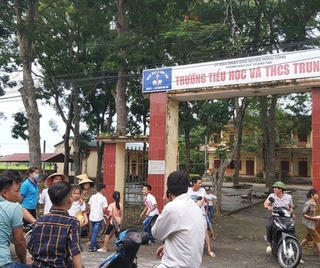 Thanh Hóa: Vì sao hàng trăm phụ huynh không cho con đến lớp?
