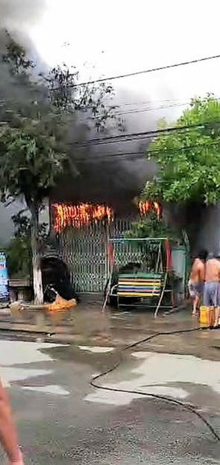 Quảng Nam: Cháy kho cửa hàng điện, thiệt hại 400 triệu đồng