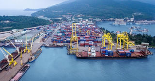Đảo chiều nhập siêu