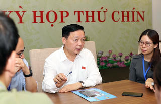 Phải có cơ chế đặc biệt để ngăn người nước ngoài ‘núp bóng mua đất’