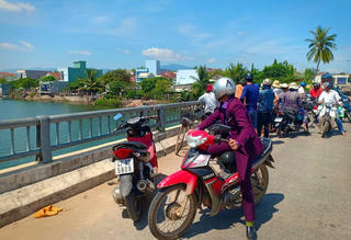 Đã tìm thấy thi thể cụ ông 74 tuổi nhảy cầu tự tử