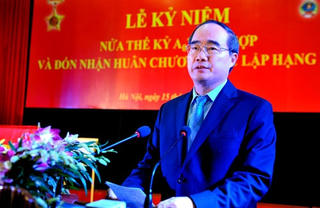 Nửa thế kỷ Chuyên Toán A0 và 3 thành quả quan trọng