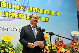 Tôn vinh 45 tổ chức phi chính phủ nước ngoài
