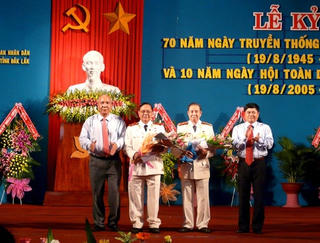 Đắk Lắk: Kỷ niệm 70 năm Ngày truyền thống Công an nhân dân và 10 năm Ngày hội toàn dân bảo vệ an ninh Tổ quốc