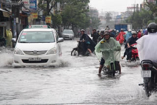 TP Hồ Chí Minh: Bức xúc ngập lội