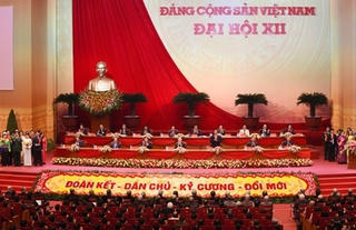 Thông cáo báo chí ngày làm việc thứ tư Đại hội XII của Đảng