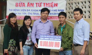 Hỗ trợ ‘Bữa ăn từ thiện’ để ấm lòng người bệnh