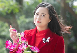 Nghệ nhân trẻ 'giữ lửa' nghề thêu tay bằng cả trái tim