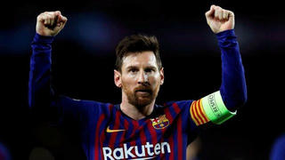 Messi bất ngờ lên tiếng ca ngợi C.Ronaldo