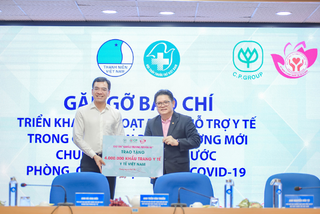 Tặng 8 triệu khẩu trang giúp cộng đồng chống dịch