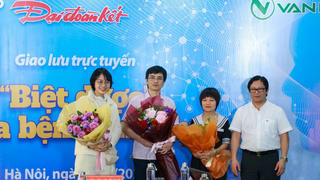 Lạc quan vượt bão tố