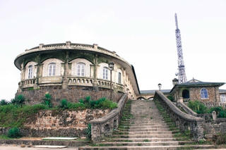 Lên đỉnh Mẫu Sơn
