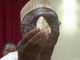 Tìm thấy kim cương thô 'khủng' tại Sierra Leone
