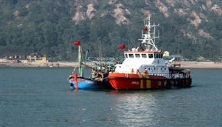 Cứu hộ kịp thời 8 thuyền viên gặp nạn tại vùng biển Hà Tĩnh