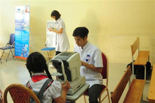 Hội thảo về tật khúc xạ của trẻ em