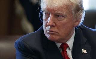 Chính quyền Tổng thống Trump có thêm một tuần đầy rắc rối