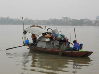 Mưu sinh bên 'Dòng sông Mẹ'
