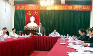 Phát huy dân chủ, không hình thức