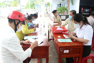 Trà Vinh: Thần tốc chi trả tiền hỗ trợ cho người lao động và doanh nghiệp