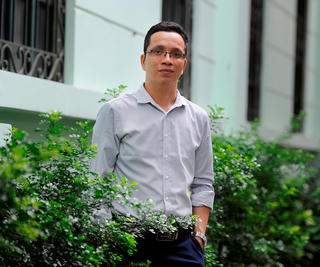 Nhà văn Nguyễn Văn Học: 'Văn chương là phương thuốc  chữa lành những vết thương lòng'