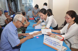 2 phương án về tuổi nghỉ hưu