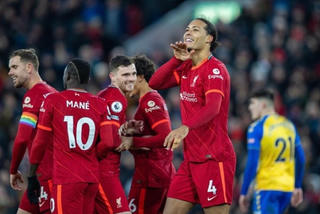 Premier League: Liverpool thắng đậm, Arsenal áp sát tốp 4
