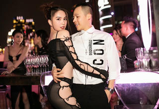 'Sao' Việt trong ngày: Ngọc Trinh khoe đường cong sexy trong tiệc đầu năm mới 