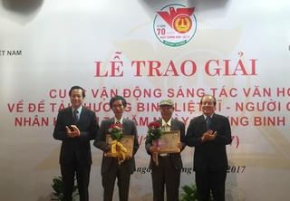 Trao giải Cuộc vận động sáng tác văn học về đề tài Thương binh - Liệt sĩ