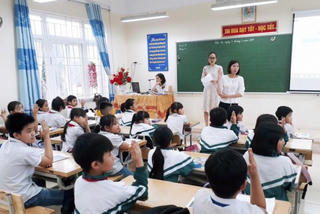 Bộ GD-ĐT chuẩn bị kịch bản điều chỉnh kế hoạch năm học, thi tốt nghiệp THPT