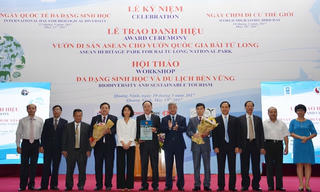 Vườn Quốc gia Bái Tử Long là Vườn Di sản thứ 38 của ASEAN