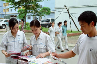 Hà Nội chăm lo đời sống người lao động