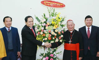 Chủ tịch Trần Thanh Mẫn chúc mừng Lễ Giáng sinh năm 2018