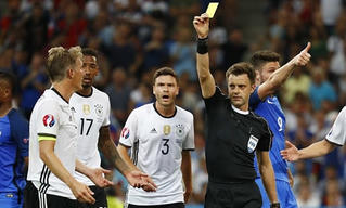 Pháp vào chung kết chung kết Euro 2016: Tấm vé từ một… tiếng còi