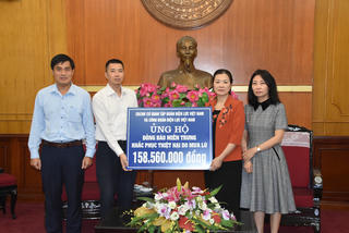 Tăng thêm nguồn lực hỗ trợ lâu dài cho bà con vùng lũ