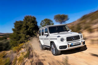 Hà Nội: Bí mật phía sau chiếc Mercedes G63 đỗ ven đường