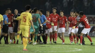 VFF ra án phạt với TP HCM