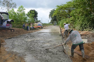 Đường mới đón Xuân về