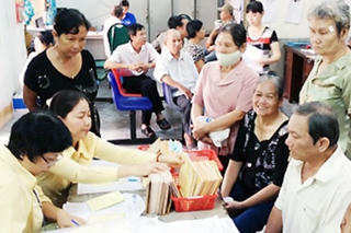 Xác định đối tượng hưởng trợ cấp tiền tuất với con liệt sĩ