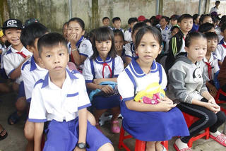 Học sinh TH, THCS không cần nộp bản sao giấy khai sinh khi chuyển trường