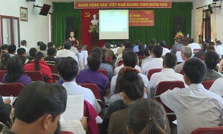 Tập huấn nghiệp vụ thông tin cơ sở cho cán bộ miền Trung - Tây Nguyên