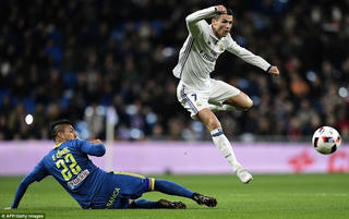 Real Madrid có gượng dậy nổi sau thảm bại trước Barcelona?