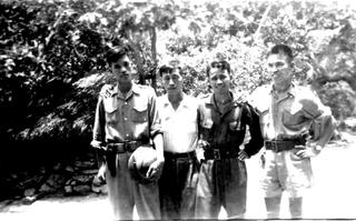 Người chiến sĩ tài hoa