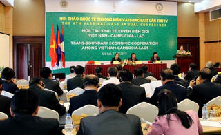 Hội thảo hợp tác kinh tế xuyên biên giới giữa 3 nước Việt Nam - Lào - Campuchia