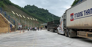 Bộ Công Thương đề nghị chỉ xuất nông sản sang Trung Quốc qua đường chính ngạch