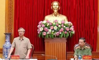 Đoàn Tiểu ban Văn kiện Đại hội làm việc với Đảng ủy Công an Trung ương