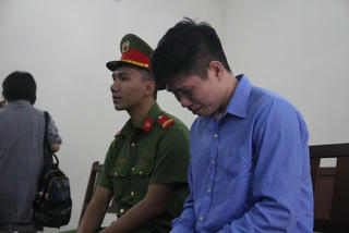 Người cha già xin tha chết cho kẻ giết con mình