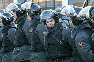 Cảnh sát Nga phát hiện túi lạ khả nghi gần Điện Kremlin
