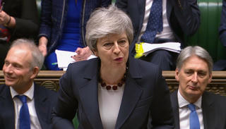 Thủ tướng Anh tuyên bố từ chức để cứu vãn thỏa thuận Brexit