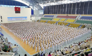 Xác lập kỷ lục Việt Nam: Đồng diễn thể dục dưỡng sinh có số người cao tuổi tham gia đông nhất