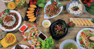 Hà Nội: Hai triệu đồng 1 mâm cỗ chay 'thượng lưu' cúng rằm tháng 7